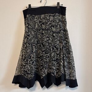 Silkland Skirt Womens 8 Black Tan Paisley Fairy Whimsigoth Ruffle Feminine Angle